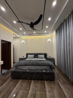 The Signature Suite - 4