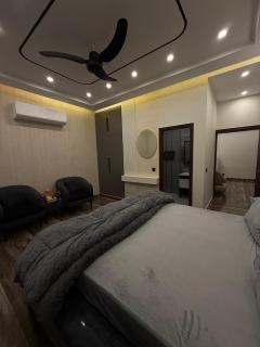 The Signature Suite - 2