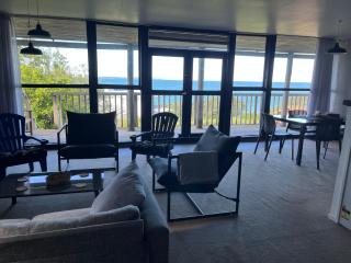 Stanmore Bay Log Cabin - short walk to beach - 7