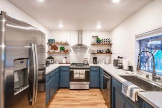 Sugarpine Trailhead Lodge at Lewis Creek Upper Trailhead just 7 miles from Yosemite - Oakhurst - 1