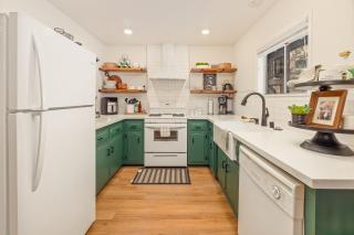 Sugarpine Trailhead Lodge at Lewis Creek Upper Trailhead just 7 miles from Yosemite - Oakhurst - 2