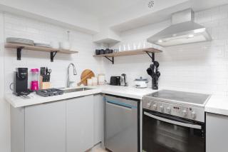 Ossington Strip Gem Walkable Dining & Cafe - 3