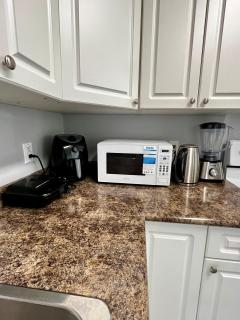 Private room in The Pas - 3