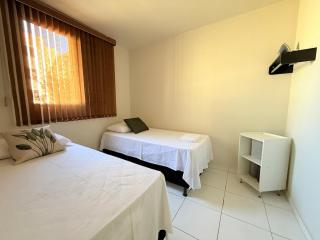 Apartamento no Bairro Universitario - 3km do Parque Fernando Costa - 6