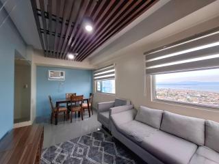 2-BR Condo at the heart of the city - 9