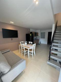 Casa Prado 3 Habitaciones AC Espectacular - 0