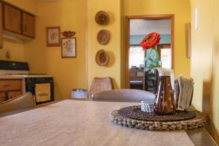 Time Capsule Holiday House - 3