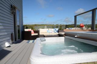 Beach Front Retreat with Amazing Ocean Views - 7