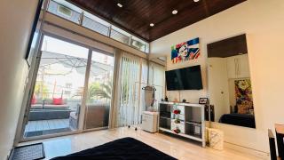 Private Art-Inspired Loft in Midtown with Skyline Views - 5