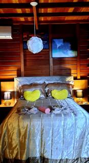 SPA Rossett em Itapoá - Luxo e conforto c piscina, hidromassagem e cromoterapia, p 22 pessoas! - 2