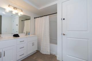 Roark Home Suites - Branson Landing, Gym, Indoor Pool - 2