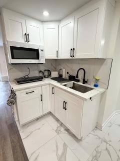 Private separate furnished unit 'entire place', with a full access to a backyard - 3