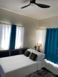Sea View Escape - 1
