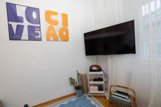 Stylish Old Town Apartment with Infrared Sauna - 4