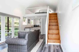 Mountain View Loft Apartment - 4