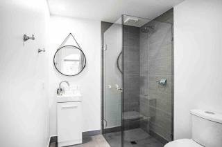 Mountain View Loft Apartment - 9