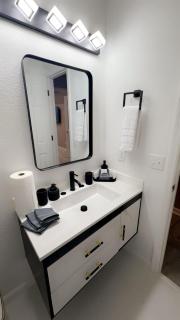 Cherry Blossom Suite - 5