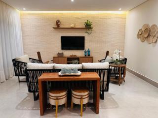 Casa espaçosa, praia, piscina e churrasqueira - 2