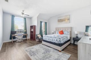 Bright and Cozy 4B Retreat in Frisco - 9