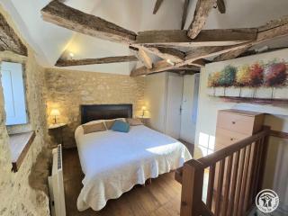 Séjour Authentique dans un Pigeonnier du XVIIe avec Internet et Animaux Acceptés - FR-1-616-101 - 1