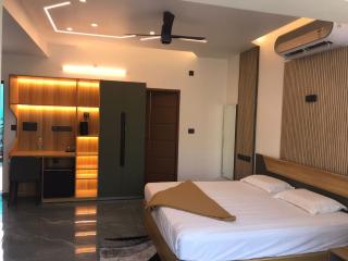 Kalloos Island Backwater Resort - 5