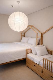 Madison Park Apartment CHILL by Host Jess - 1