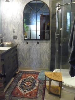 Riverhouse Hidden Gem - 8