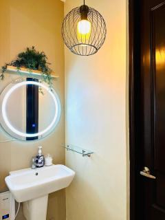 Cozy Camaya Coast Beach Villa with Roofdeck & FUN - 5