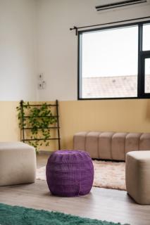 MIQ Ekkamai1 - 5BR house 65 inch TV - 6