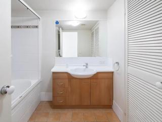 Turtle Beach Resort Mermaid Beach - 2