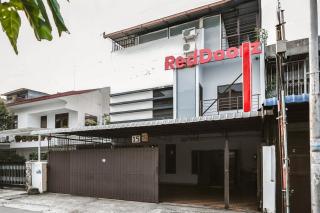 RedDoorz at Jalan HM Yamin Medan - 6