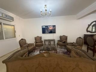 Full Private House Near Airport, Al Rehab 2 Cairo - 3