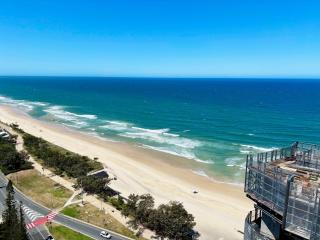 Amazing Ocean View Apartment in Surfers Paradise - 3