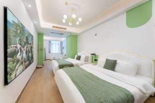 Guangzhou Seaman Club - 2