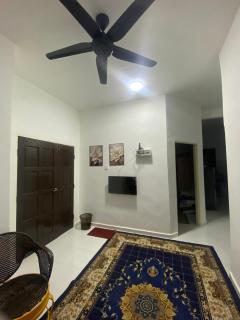 Serambi Qaseh Homestay With private pool - 6