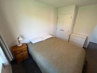 Willcott - 2 Bedroom Unit - 2