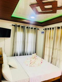 Gold Stream Villa - 6