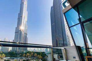 Private Room in Luxurious 3BR Apartment with BURJ KHALIFA view in Downtown near Dubai Mall - 6