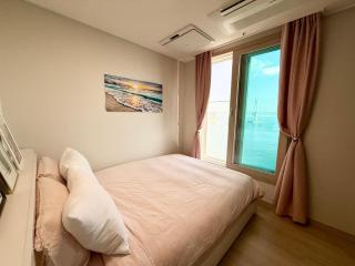 #9 Full view of Gwangan Bridge Free parking Millak Dermarket Gym & Sauna - 7