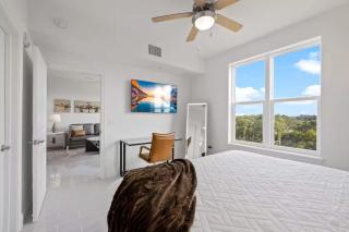 River Fly-In Duo - 5Bd - River & Runway View - 2