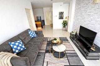 Georgetown High-Floor Seaview Modern Suite 2BR Condo Next to Gurney 23A - George Town - 9