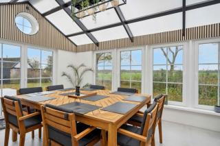 Stay Comfortably In Scenic Surroundings - 3