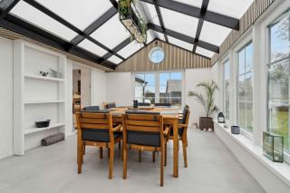 Stay Comfortably In Scenic Surroundings - 2