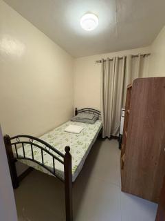 Spacious 3BR Fully-Furnished Townhouse with Parking - 6