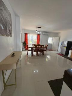 Spacious 3BR Fully-Furnished Townhouse with Parking - 1
