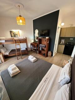 Pedro Navarino 6A Laganas - 0