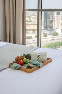 Frank Porter - Damac Ghalia Tower - Studio - Dubai - 8