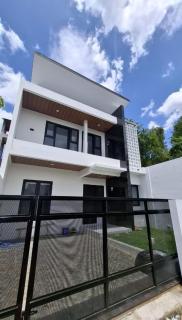 Omah Purwo Guest House - 1