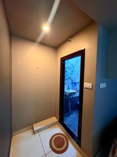 Private Guest Room - 7