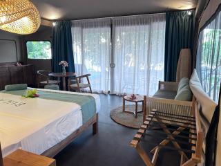 Serenity Sands - Island Glamping - 4